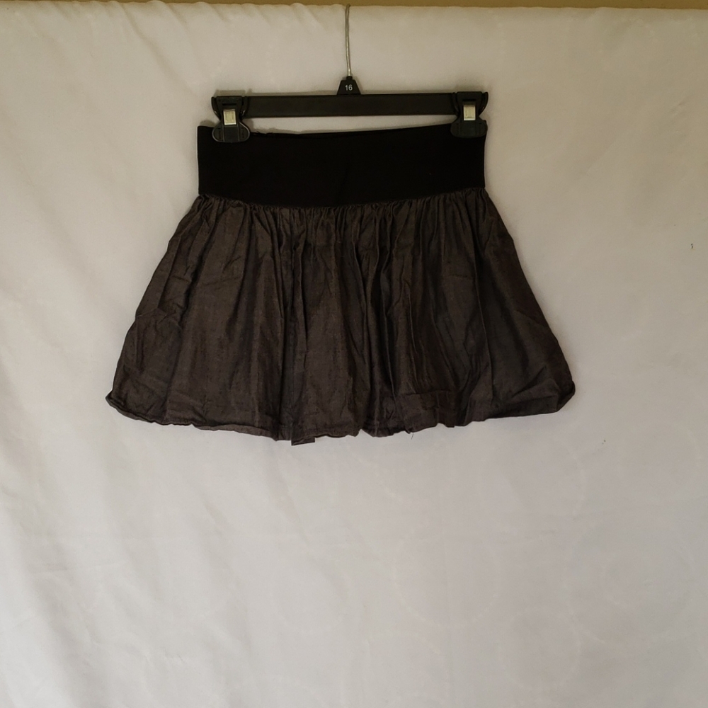 Blue Asphalt girls size small dark grey and black